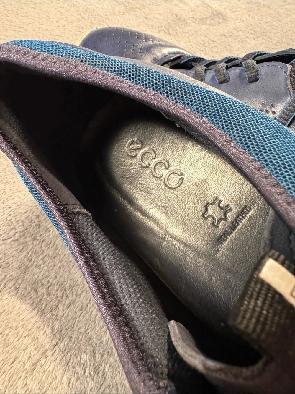 Ecco Danish Design Soft 5 Sneakers in Navy